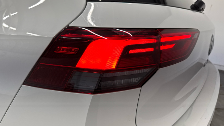 Volkswagen Golf 1.5 eTSI 150 R-Line 5dr DSG Petrol Hatchback